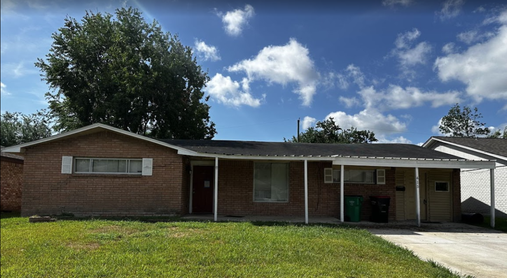 405 Grantham Rd, Baytown, TX 77521