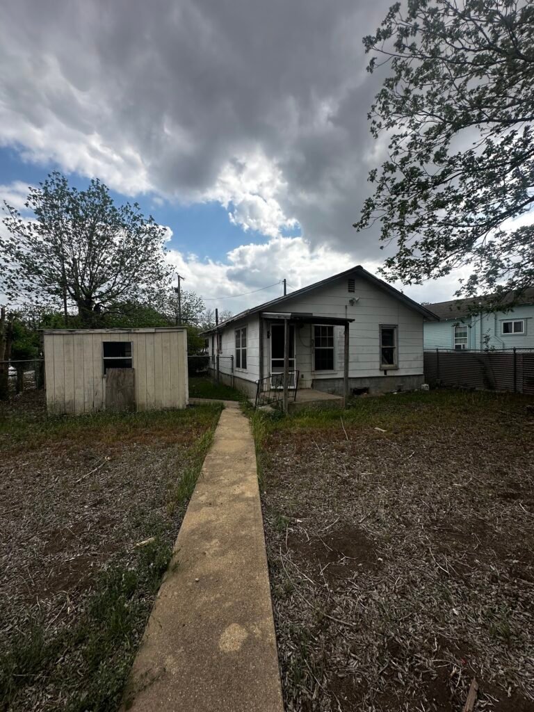333 Hawthorne St, San Antonio, TX 78214